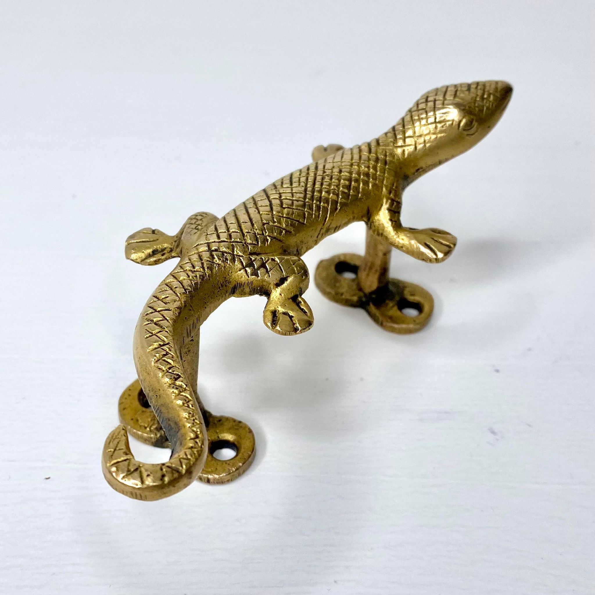 Brass Lizard door handle, wall hanging, vintage antique , vintage Brass door handle, cheapest Brass door handle, Vintage brass,Gift, Indian Brass Art